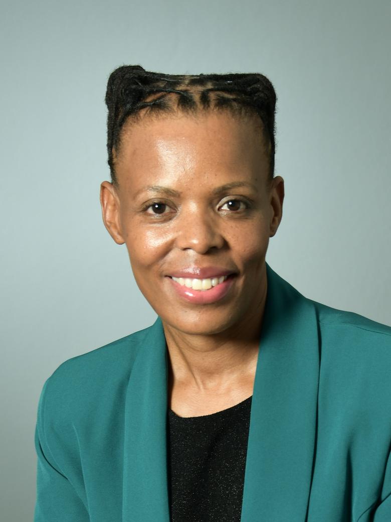 Dr Sipokazi Madida